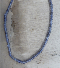 Cordierit / Iolith Würfelkette 2,5 mm