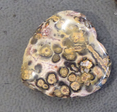 Ryolith Herz   Leoparden-Fell- 