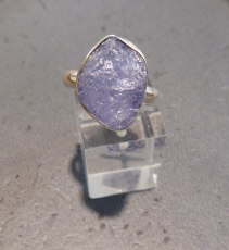 Tanzanit Ring, roh