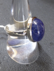 Tanzanit Ring AAAA Cabochon