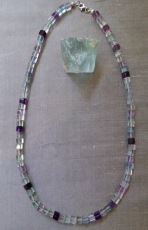 Fluorit Kette 5 mm Würfel