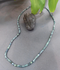 Indigolith Turmalin Collier, Würfel