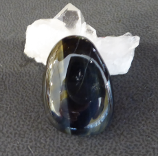 Falkenauge Anhänger AAAA